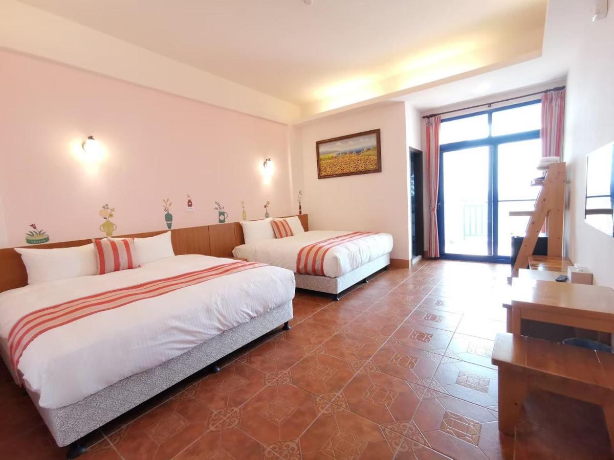 Love Ocean & Happy Bay Homestay Đông Cảng Ngoại thất bức ảnh